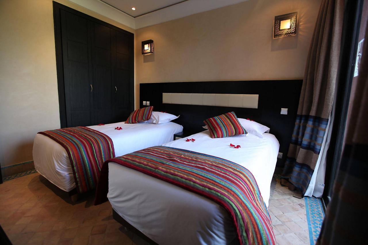 Bed and Breakfast Les Jardins De Zyriab Aït Hamid Zewnętrze zdjęcie