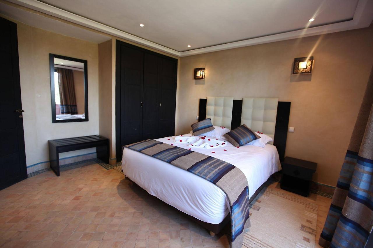 Bed and Breakfast Les Jardins De Zyriab Aït Hamid Zewnętrze zdjęcie