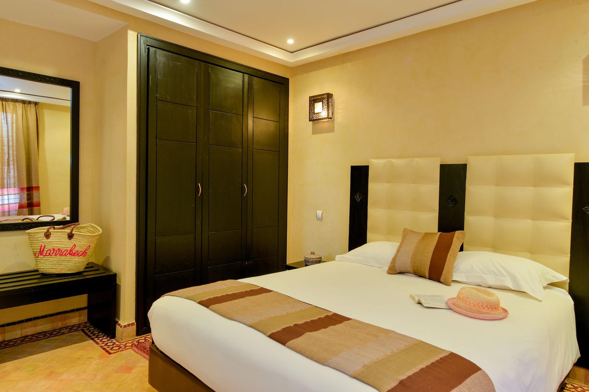Bed and Breakfast Les Jardins De Zyriab Aït Hamid Zewnętrze zdjęcie